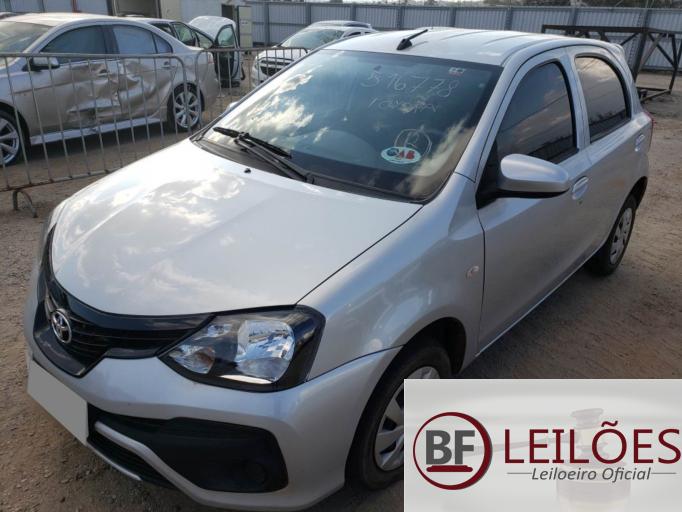 TOYOTA ETIOS 13/13