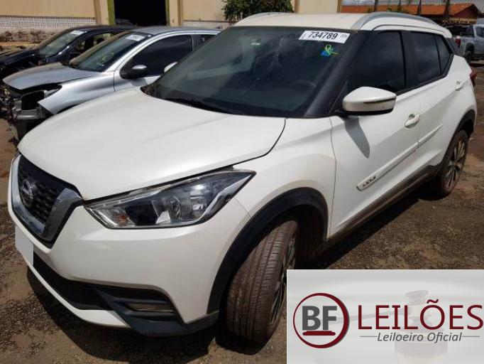NISSAN KICKS 21/21