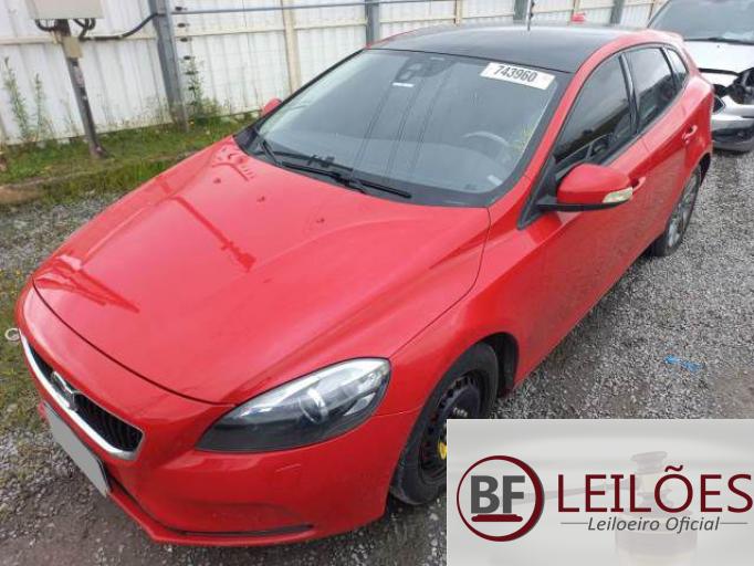 VOLVO V40 13/13 