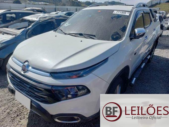 FIAT TORO 21/21 