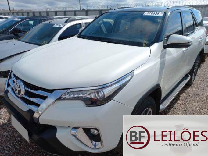 TOYOTA HILUX SW4 18/19 