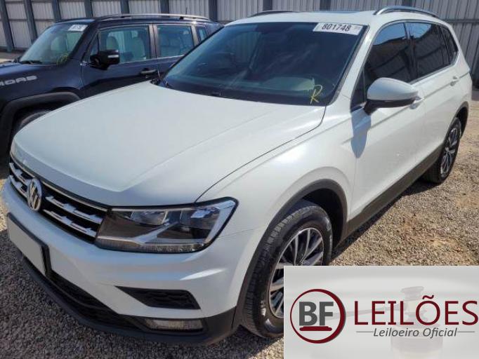 VOLKSWAGEN TIGUAN 20/20
