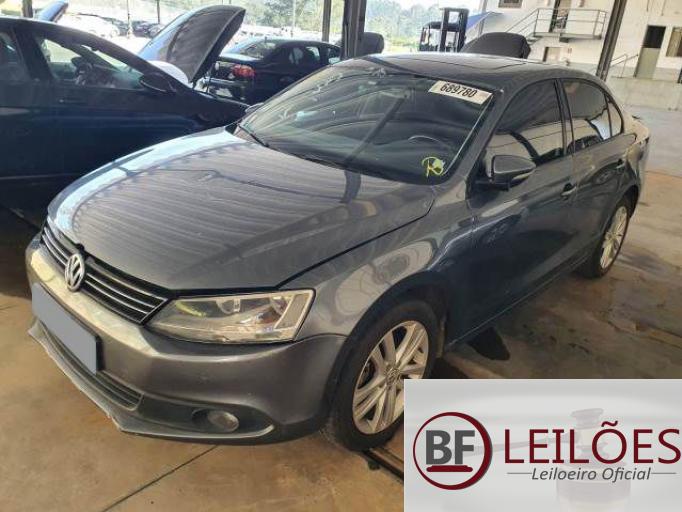 VOLKSWAGEN  JETTA 16/16