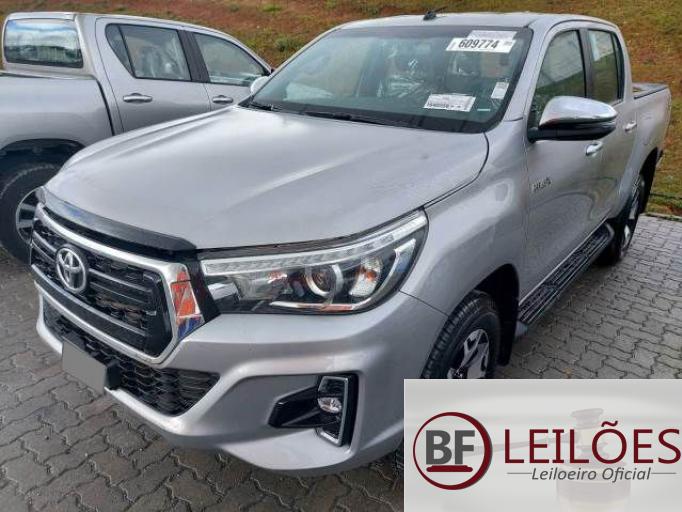 TOYOTA CD HILUX 19/19