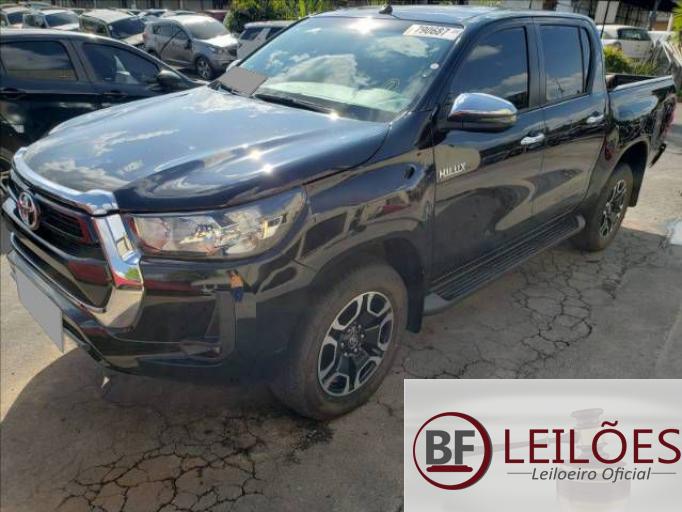 TOYOTA HILUX CD 21/21