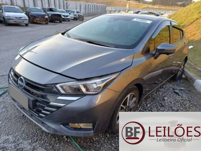 NISSAN VERSA 23/24