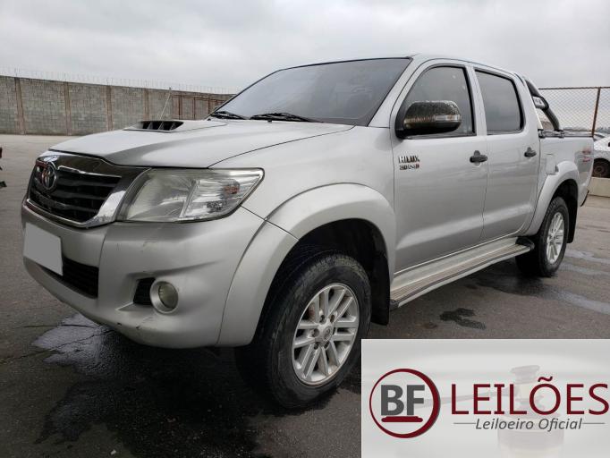 TOYOTA HILUX 12/12