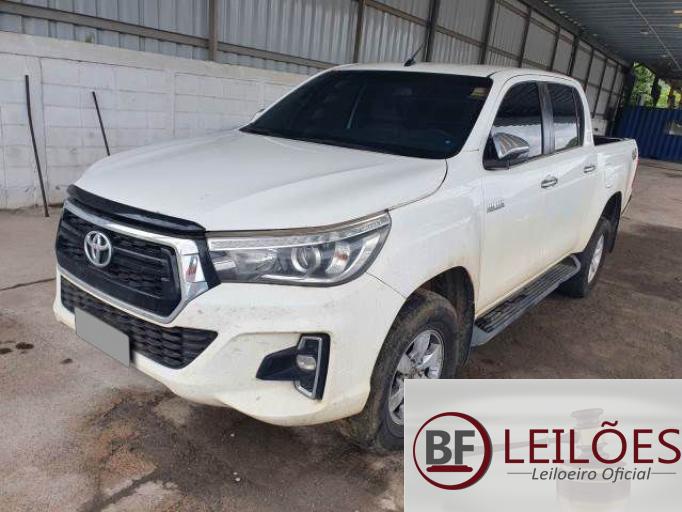 TOYOTA HILUX CD 19/19