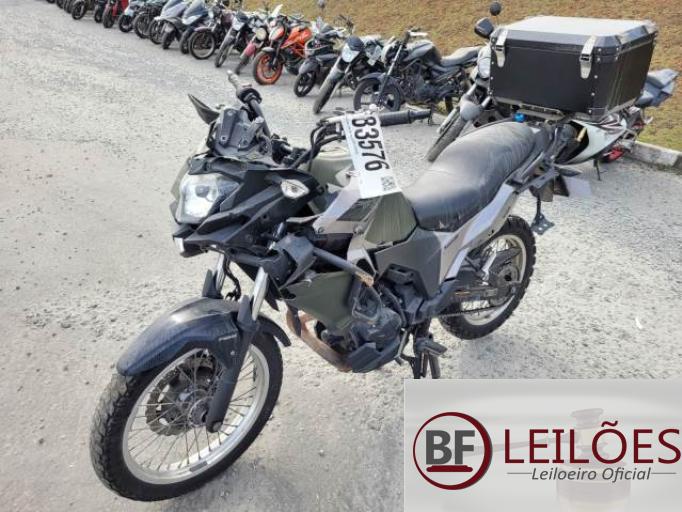 KAWASAKI VERSYS-X 18/18