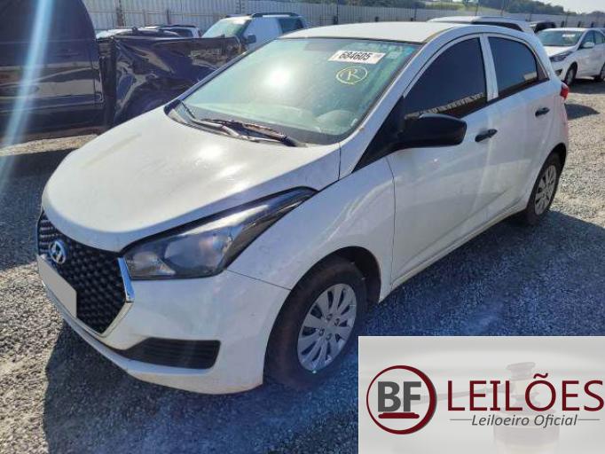 HYUNDAI HB20 19/19