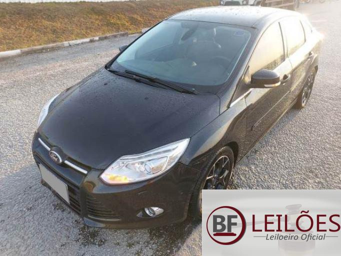 FORD FOCUS SEDAN 14/14