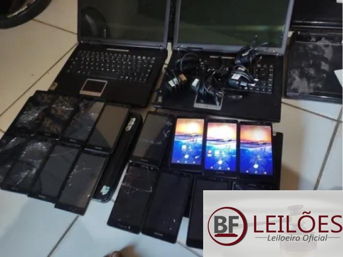 9 Notebook e 16 Smartphones